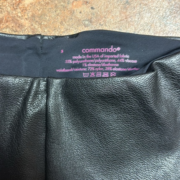 Never worn Commando Faux Leather Leggings - Picture 3 of 3